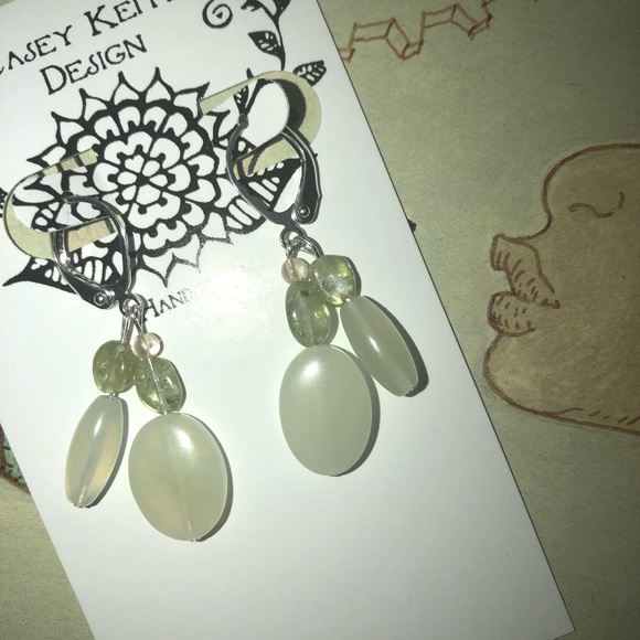 Easy Being Green Earrings - Picture 3 of 7